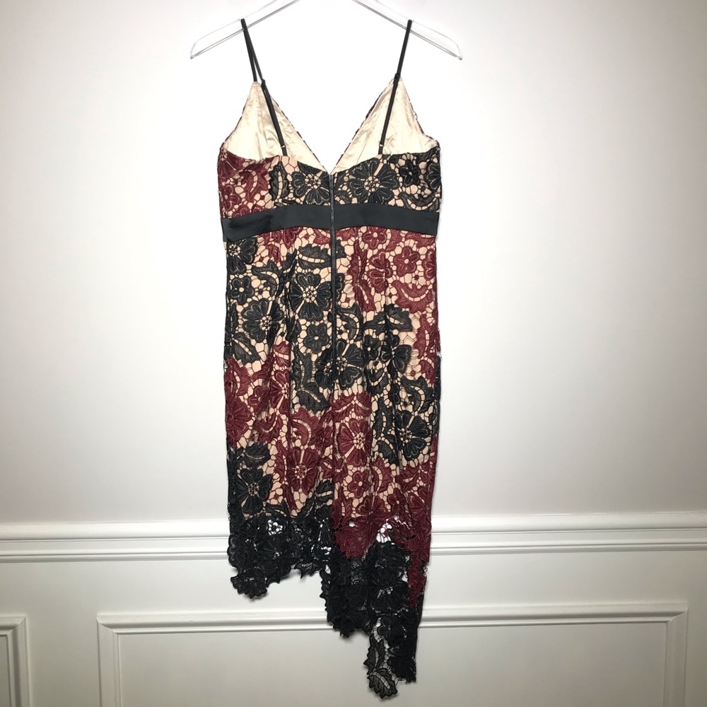NWT Bardot Eve Asymmetrical Lace Overlay Nude Lining Floral Dress Size US 8 - Picture 7 of 8